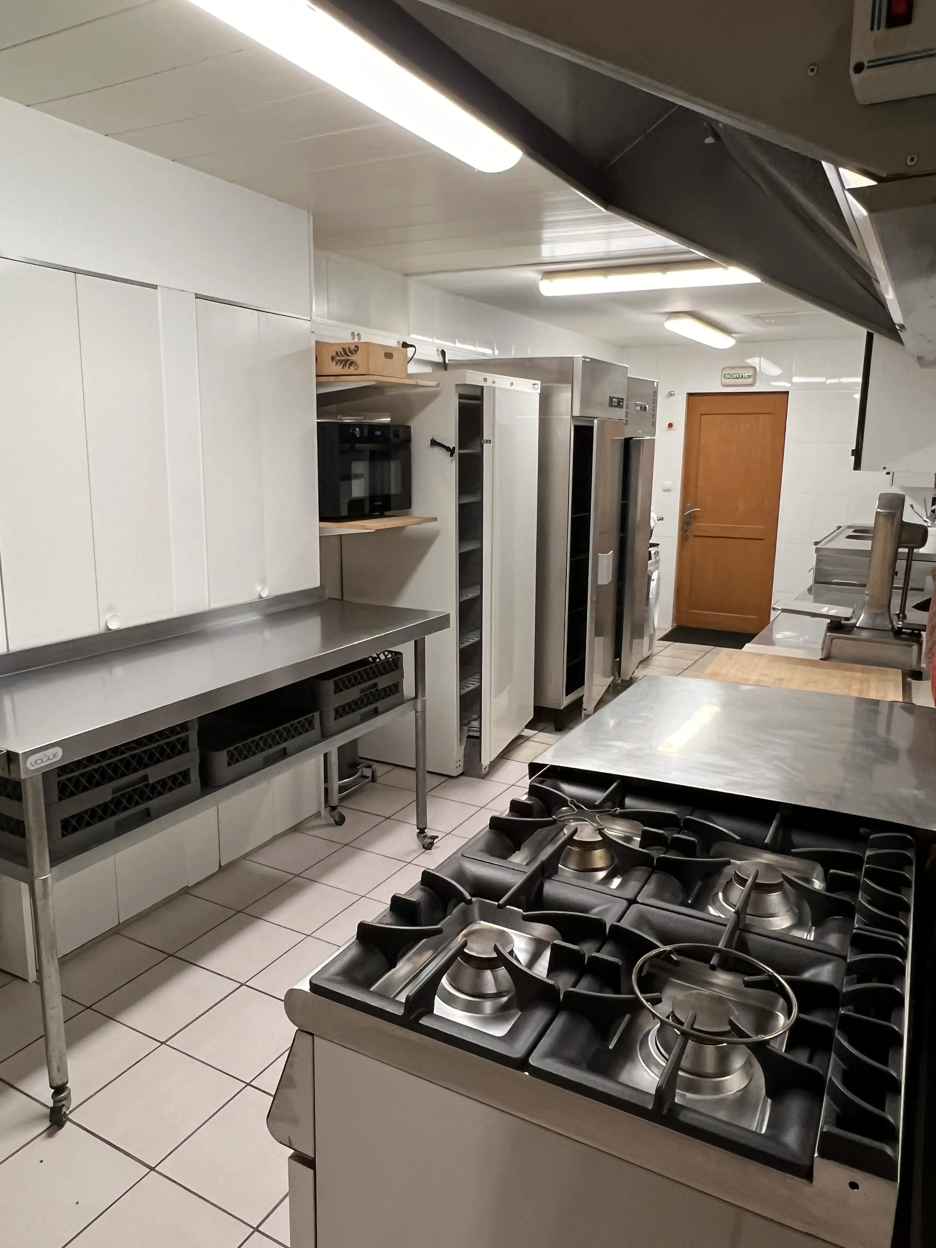 Cuisine professionnelle equipee